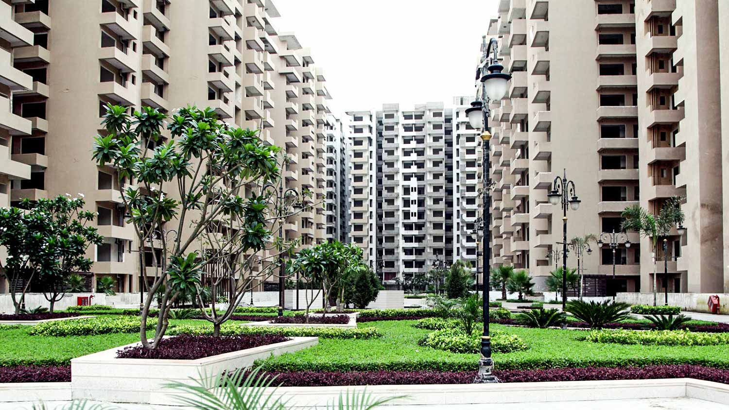 Gaurs Platinum Towers